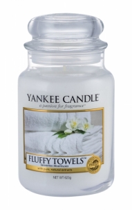 Aromatinė žvakė Yankee Candle Fluffy Towels Scented Candle 623g 