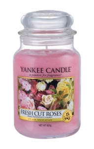 Aromatinė žvakė Yankee Candle Fresh Cut Roses Scented Candle 623g 