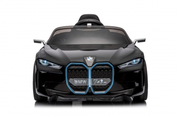 BMW I4 4x4 vienvietis elektromobilis, juodos spalvos