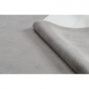 Pilkas kailio imitacijos kilimas POSH | 80x150 cm