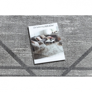 Pilkas kilimas su geometriniais raštais NOBLE | 240x330 cm 
