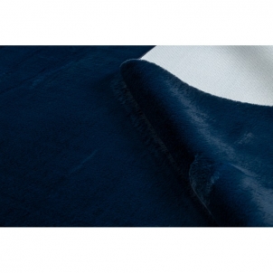 Tamsiai mėlynas kailio imitacijos kilimas POSH | 160x220 cm