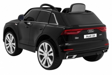 Vienvietis elektromobilis Audi Q8 LIFT, juodas