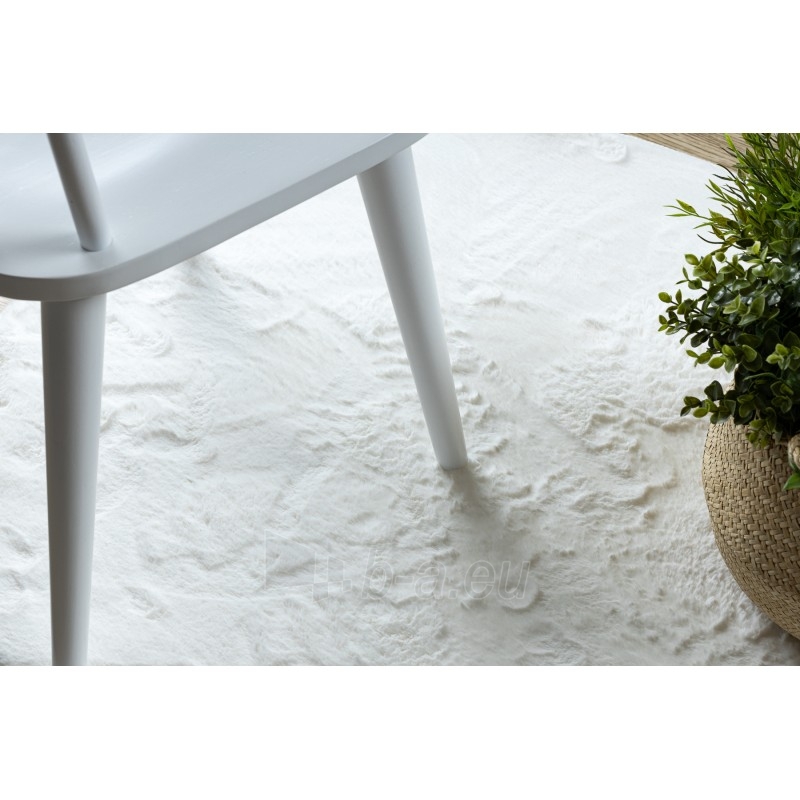 Apvalus baltas kailio imitacijos kilimas POSH | ratas 100 cm paveikslėlis 8 iš 17