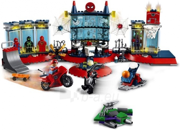 spider lair lego set