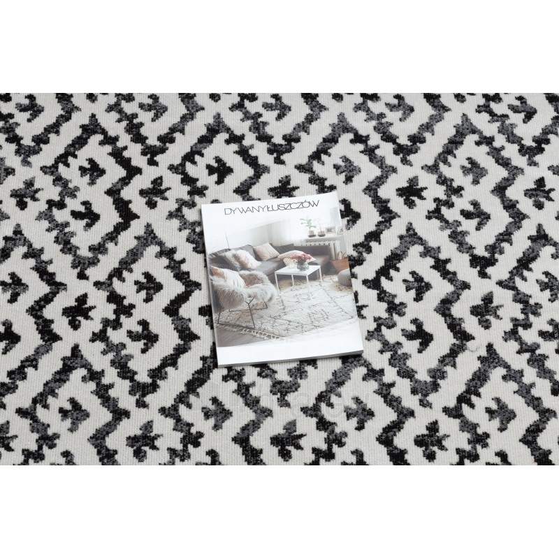 Lauko kilimas su juodais akcentais MUNDO Geometry | 120x170 cm paveikslėlis 1 iš 16