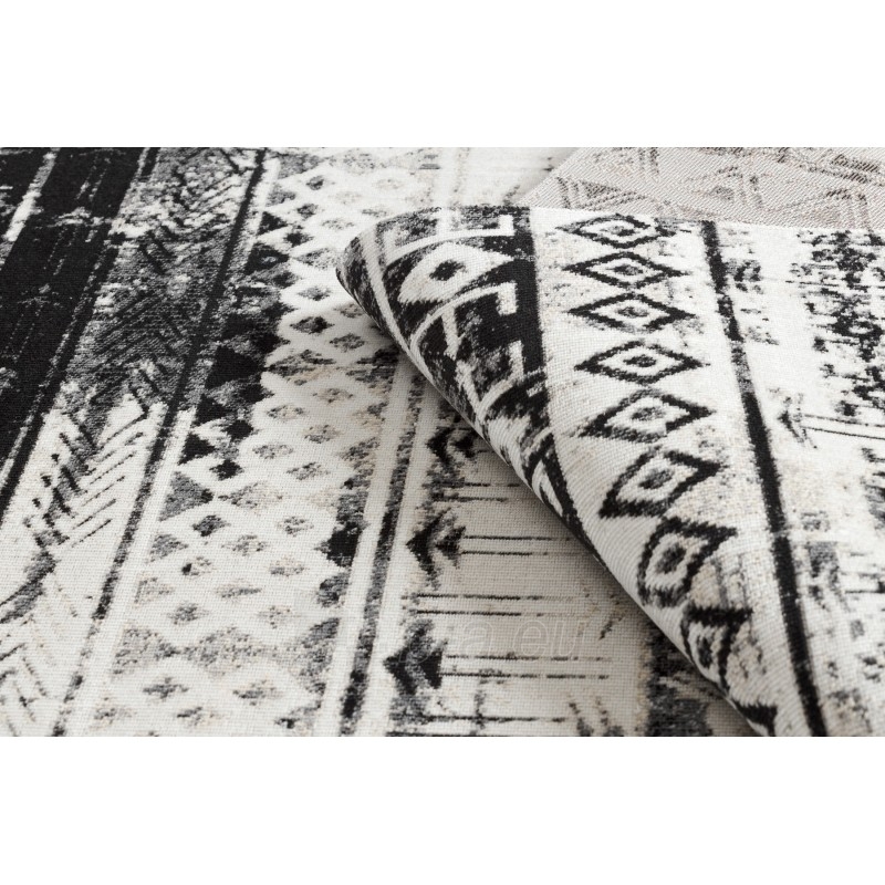 Modernus kilimas su juodais akcentais MUNDO Boho | 120x170 cm paveikslėlis 12 iš 16