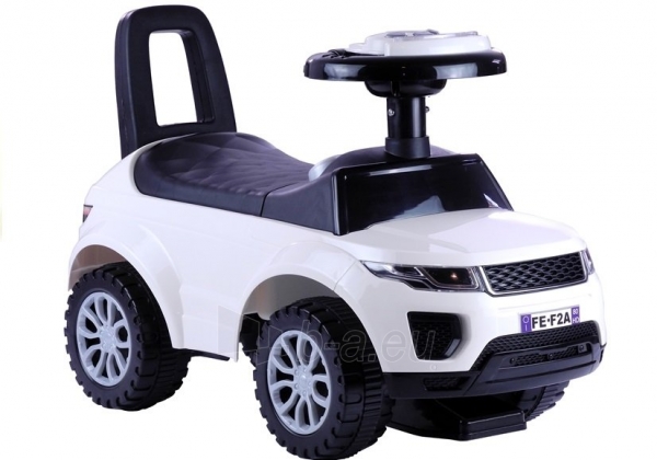 Paspiriamas automobilis, baltas paveikslėlis 8 iš 10