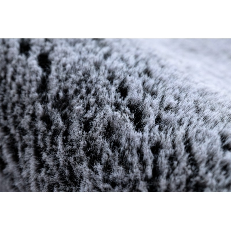 Pilkas kailio imitacijos kilimas LAPIN | 133x180 cm paveikslėlis 13 iš 16