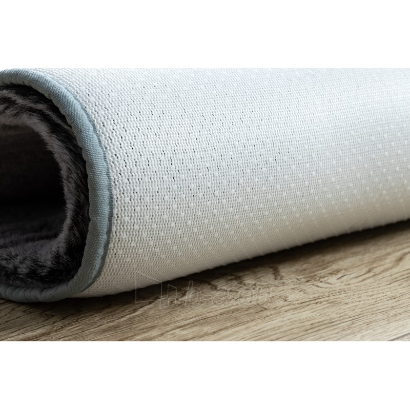 Pilkas kailio imitacijos kilimas LAPIN | 133x180 cm paveikslėlis 5 iš 16