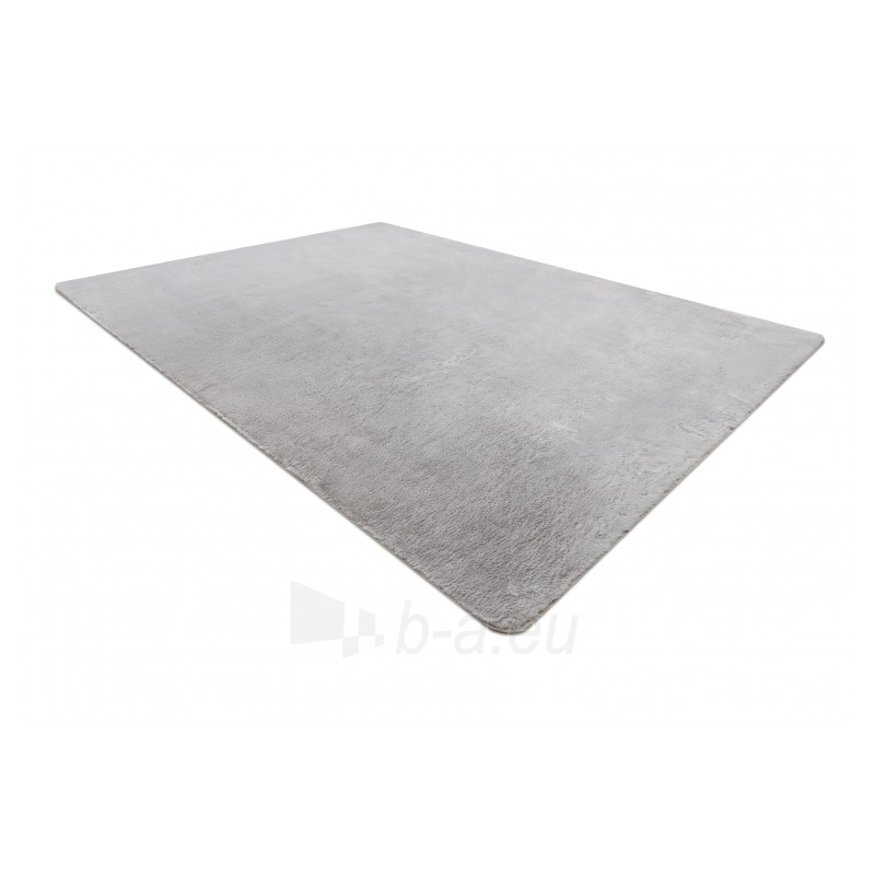 Pilkas kailio imitacijos kilimas POSH | 120x160 cm paveikslėlis 4 iš 17
