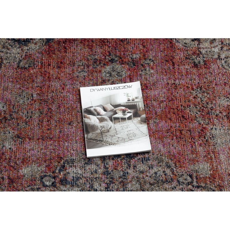 Sendinto dizaino lauko kilimas su raudonais akcentais MUNDO | 200x290 cm paveikslėlis 1 iš 16