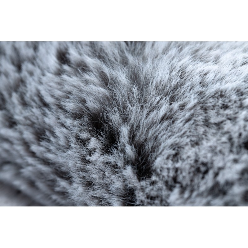 Šviesiai pilkas kailio imitacijos kilimas LAPIN | 133x180 cm paveikslėlis 13 iš 16