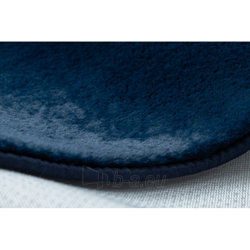 Tamsiai mėlynas kailio imitacijos kilimas POSH | 80x150 cm paveikslėlis 13 iš 17